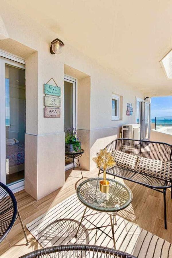 797 Holiday Rentals - Benalbeach- Moderno Piso Para 5 Con Vistas Al Mar Benalmádena Exteriör bild
