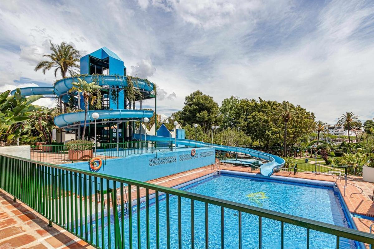 797 Holiday Rentals - Benalbeach- Moderno Piso Para 5 Con Vistas Al Mar Benalmádena Exteriör bild