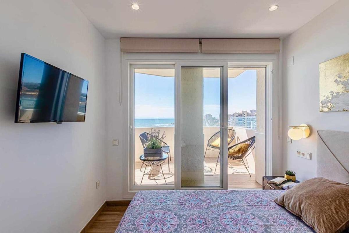 797 Holiday Rentals - Benalbeach- Moderno Piso Para 5 Con Vistas Al Mar Benalmádena Exteriör bild