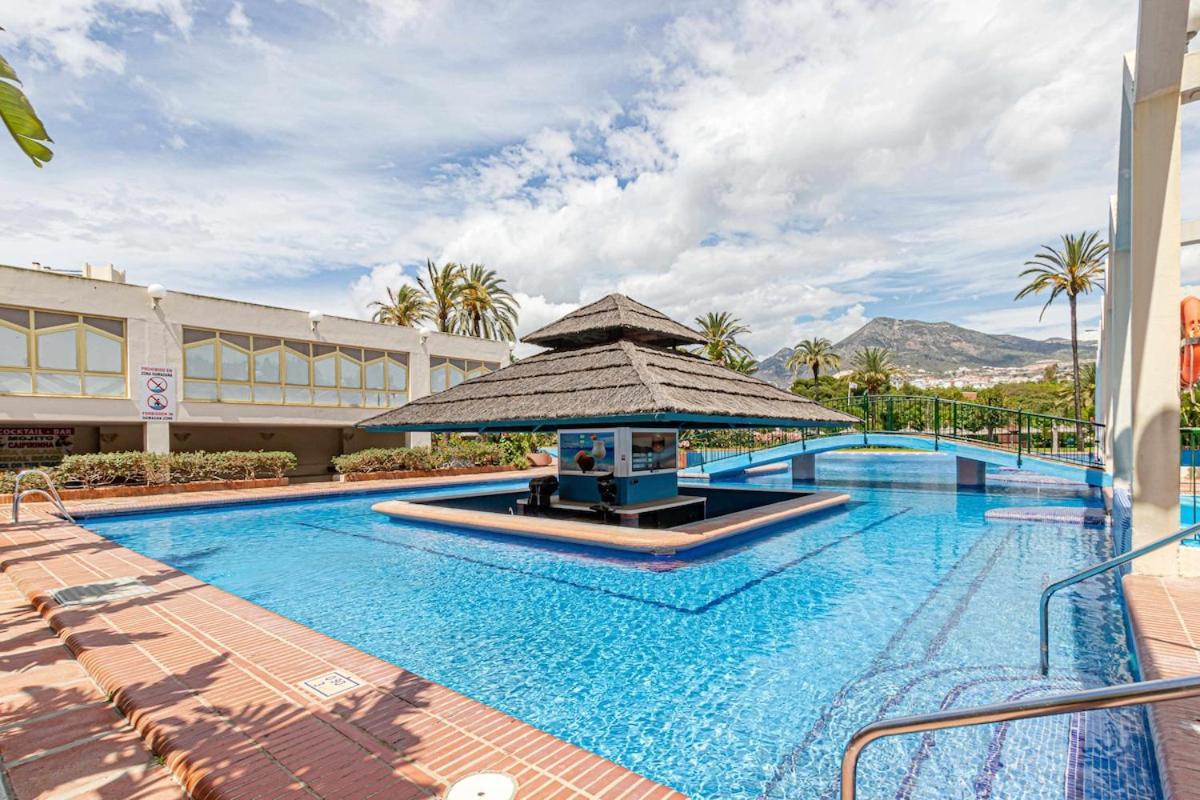 797 Holiday Rentals - Benalbeach- Moderno Piso Para 5 Con Vistas Al Mar Benalmádena Exteriör bild
